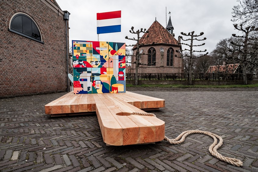 illustration of An art installation for Zuiderzeemuseum. From a distance you can see the Dutch cheese icon: a block of cheese as a snack, with a Dutch flag in it. When you look at 'Kaas is van iedereen' up-close, the history of cheese starts unfolding. Discover everything about cheese from our detailed illustrations on this interactive installation.
Client: Zuiderzeemuseum
Curator: Anne van der Zwaag
