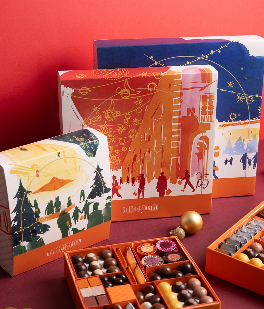 illustration of Watercolor people walking with bags in a cold winter evening with city lights. Box, packaging, paper product, labeling, gift, holiday, city lights, ink painting, complementary colors, red, chocolate